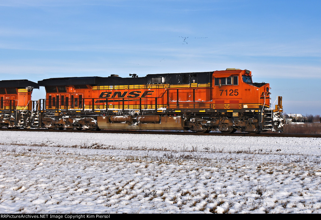 BNSF 7125